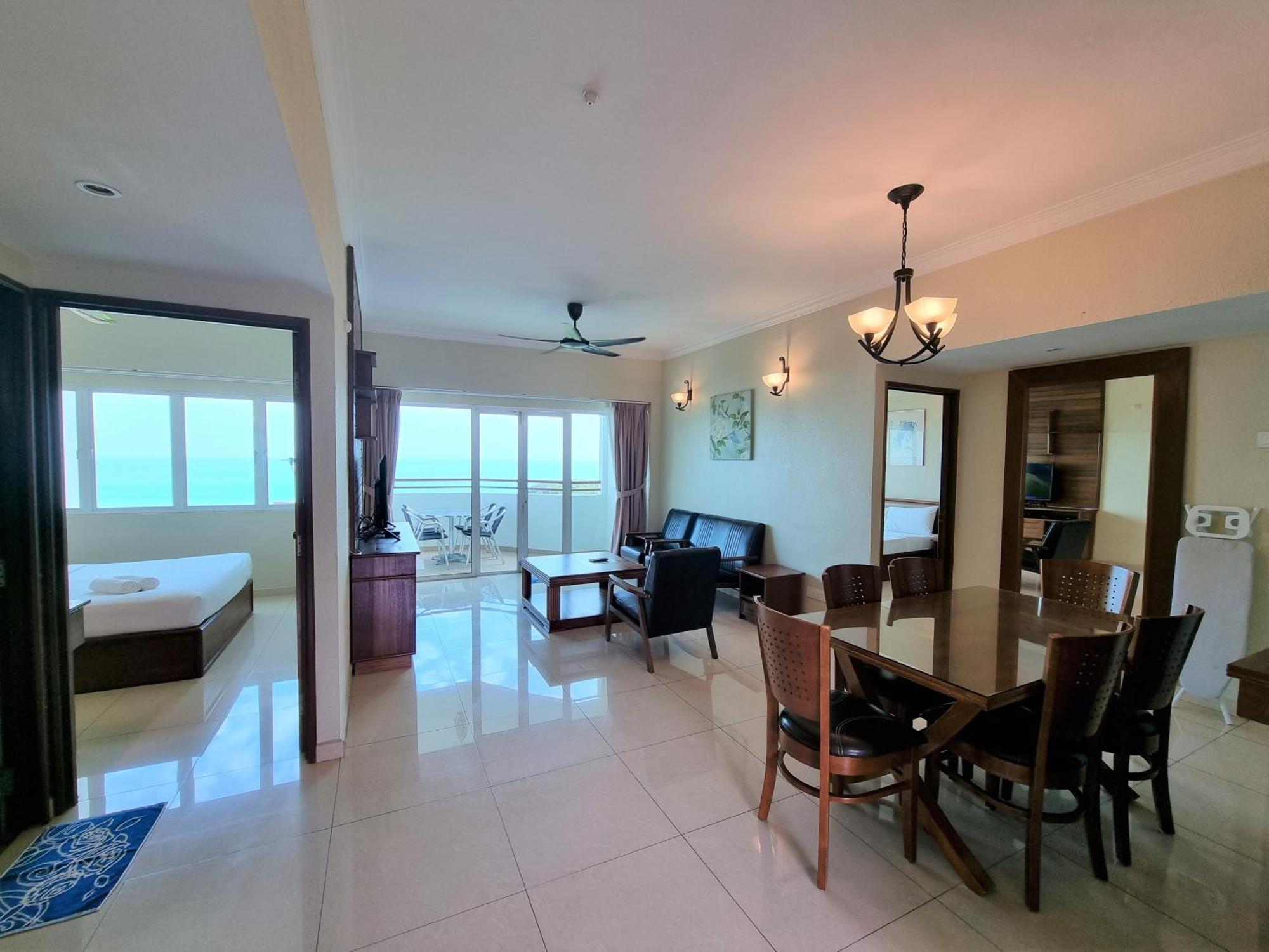 Aloka Seaview Apartment Batu Ferringhi Exterior photo