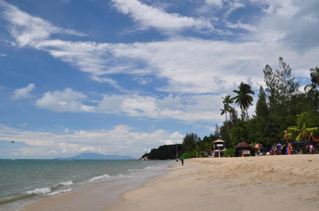 Aloka Seaview Apartment Batu Ferringhi Exterior photo